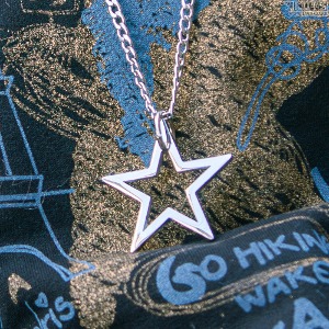 娃娃衣服 pre-order SSDF Big star necklace